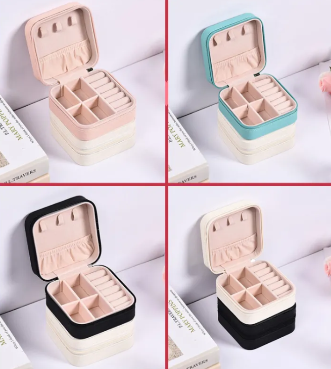 Compact PU Leather Jewelry Organizer